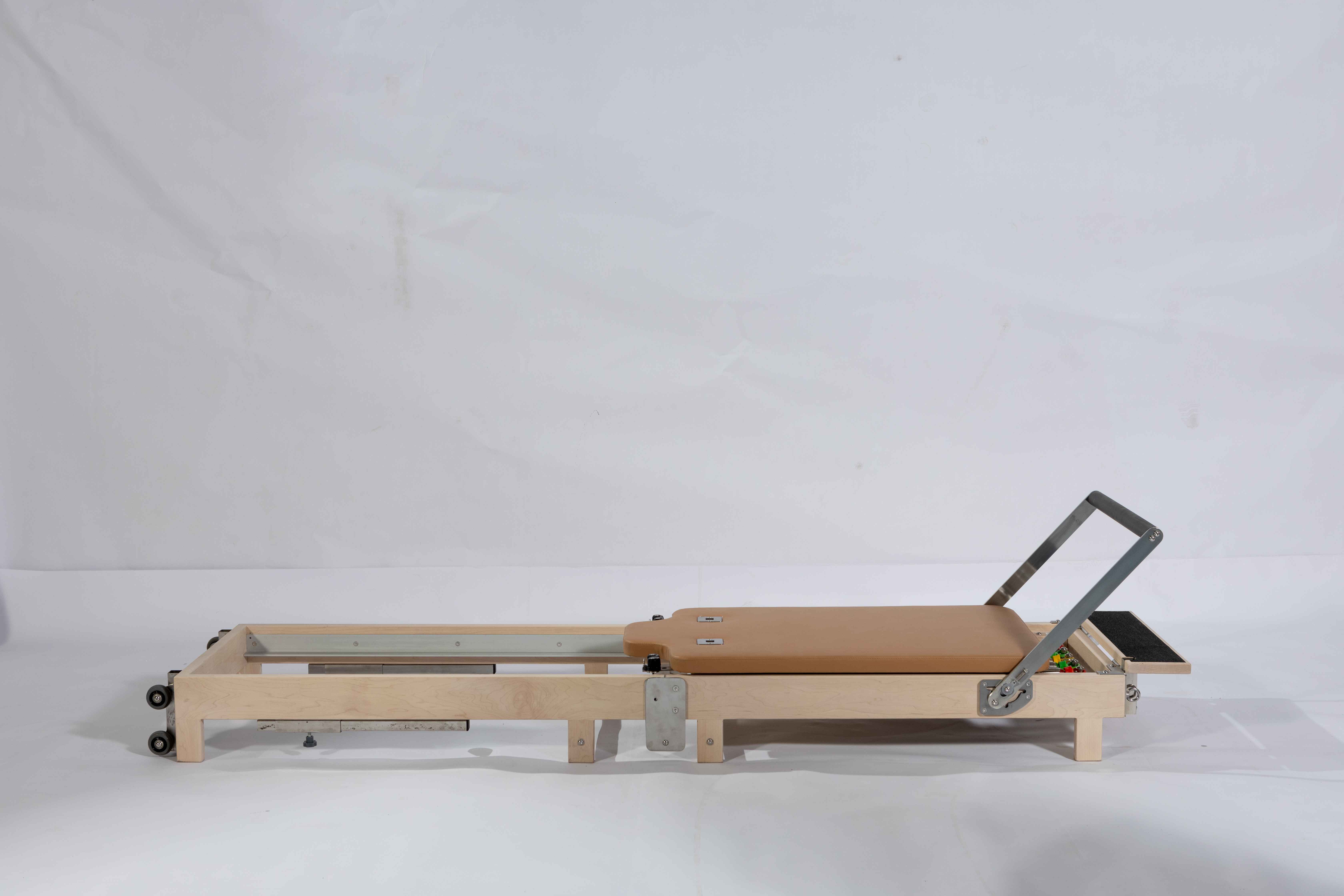 Maple Wood Pilates Reformer, A - Pilates & Yoga Unleashed Studio Tuckahoe のレビューと価格