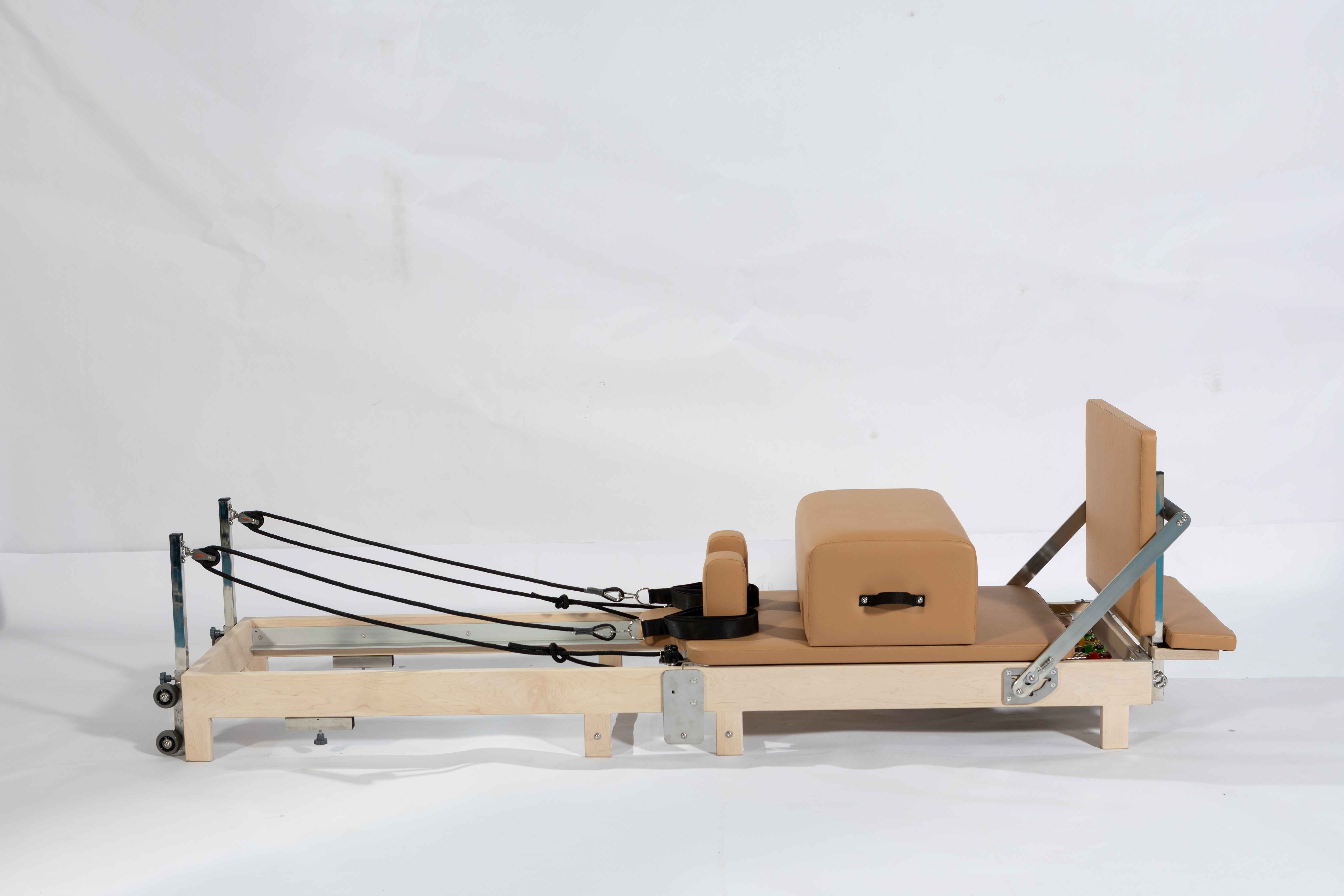 Maple Wood Pilates Reformer, A - Pilates & Yoga Unleashed Studio Tuckahoe のレビューと価格