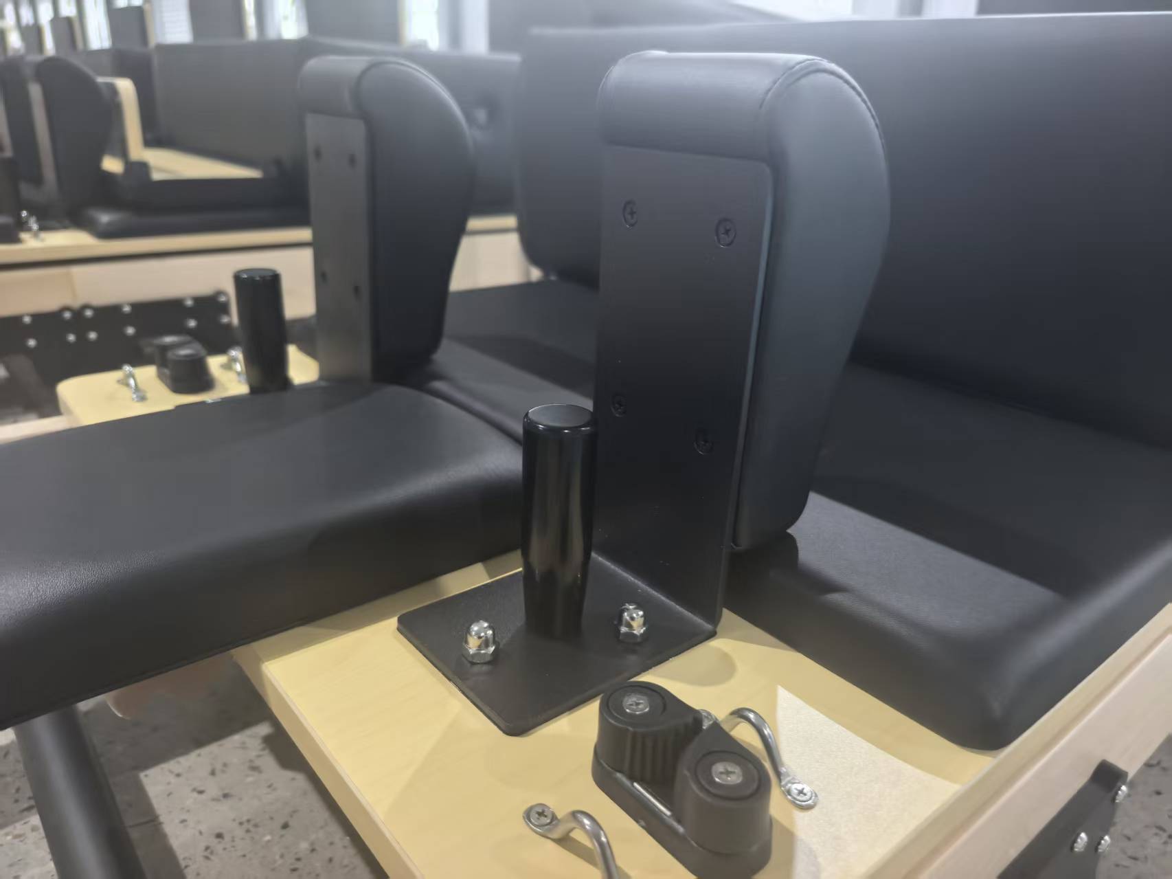Durable Adjustable Foldable Ma - Pilates & Yoga Unleashed Studio Tuckahoe のレビューと価格