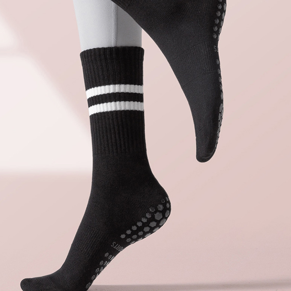 Pilates Socks with Grips for W - Pilates Yoga And Barre のレビューと価格
