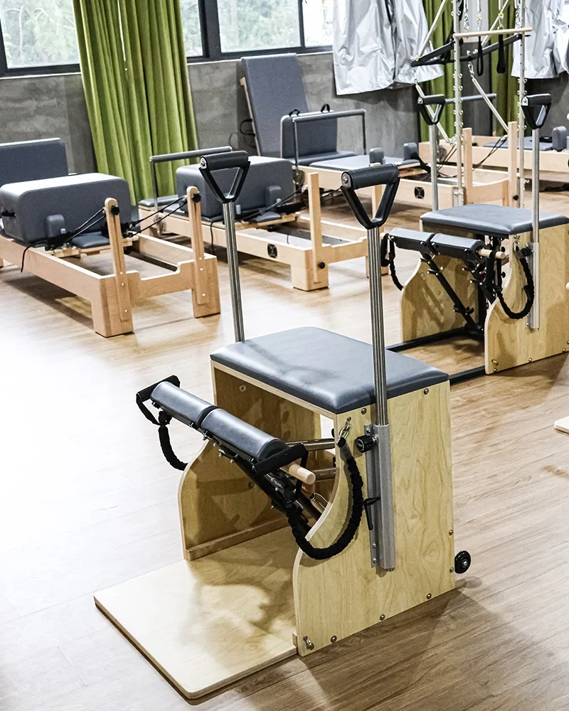 America Yoga Studio Use Spring - Pilates Yoga Combo のレビューと価格