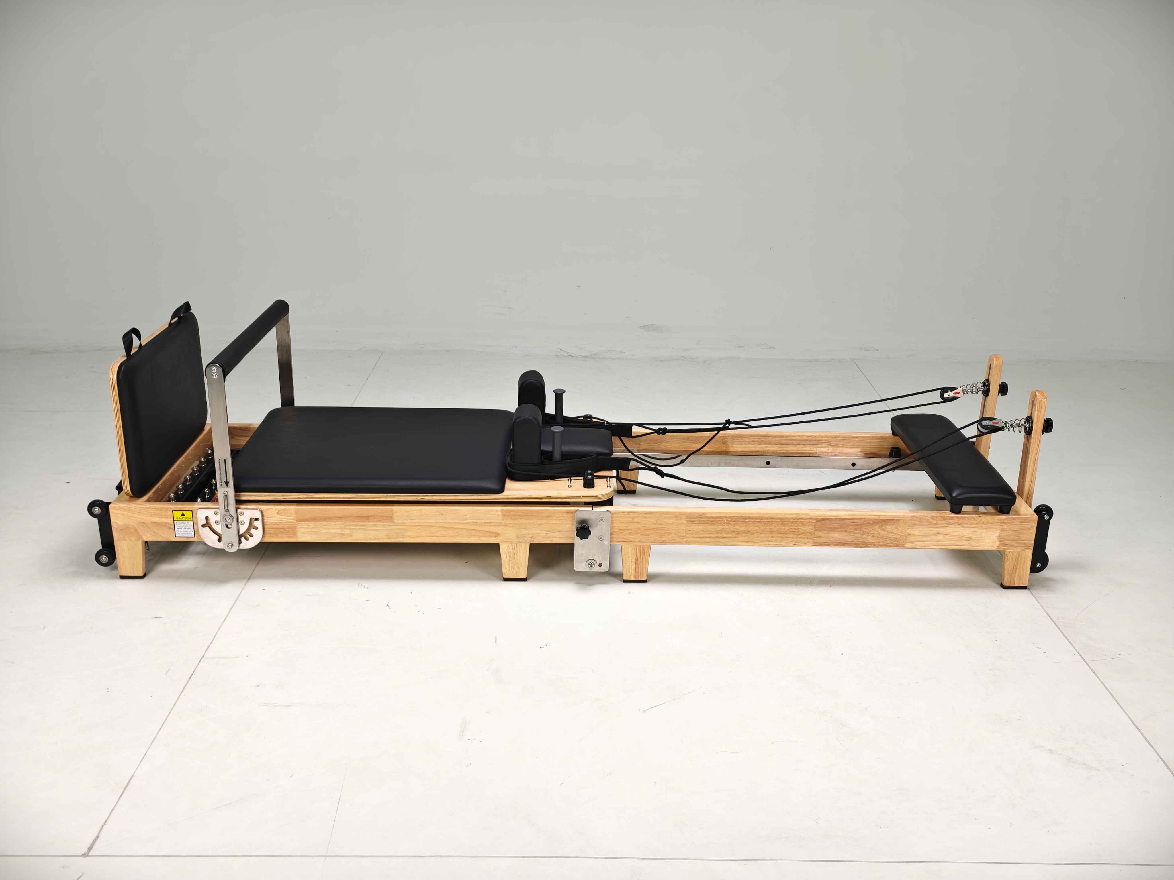 Commercial Foldable Oak & Alum - Pilates & Yoga Unleashed Studio Tuckahoe のレビューと価格
