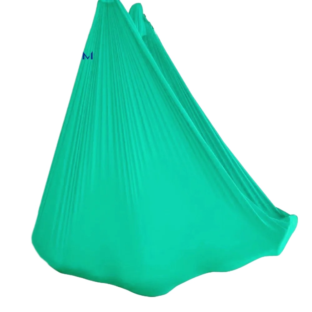 Flying Yoga  Anti-Gravity yoga - Pilates Yoga Aerial のレビューと価格