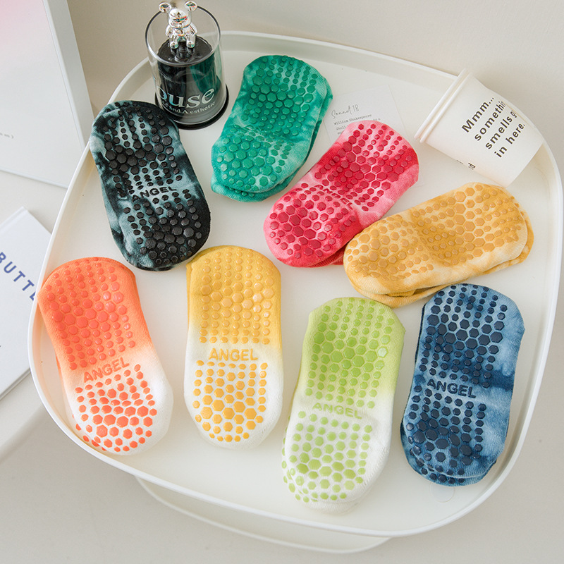 3 Pair Non Slip Yoga Grip Sock - Pilates Yoga And Barre のレビューと価格