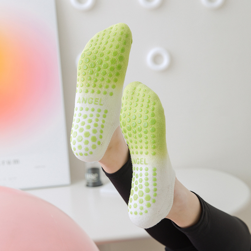 3 Pair Non Slip Yoga Grip Sock - Pilates Yoga And Barre のレビューと価格