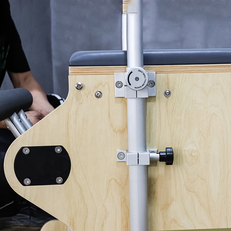Queenlife Custom 11 Leather Co - Pilates Yoga Combo のレビューと価格